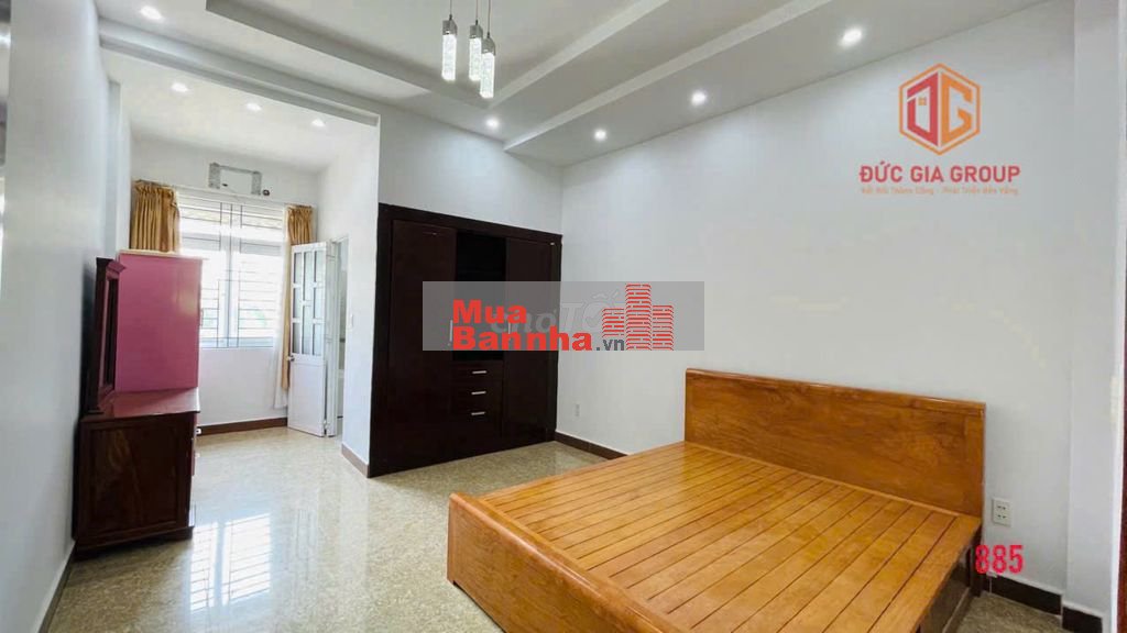 Bán nhà đẹp đường D3 khu D2D đối diện mầm non Thống Nhất