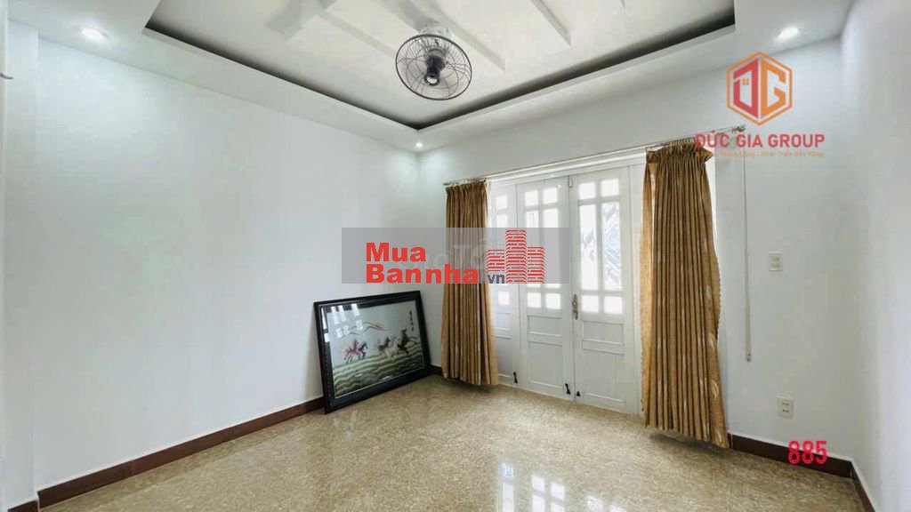 Bán nhà đẹp đường D3 khu D2D đối diện mầm non Thống Nhất
