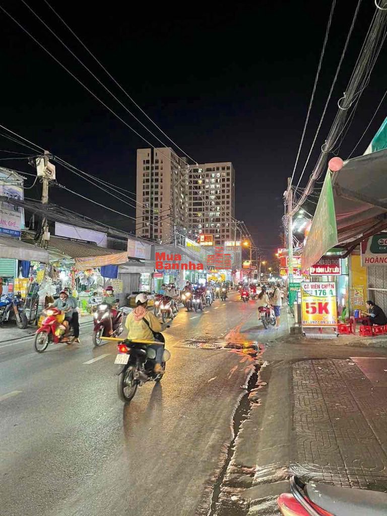 BÁN MẶT TIỀN LÊ VĂN LƯƠNG ,DT: 5x32 , KDC sầm uất , đang cho thuê 35T