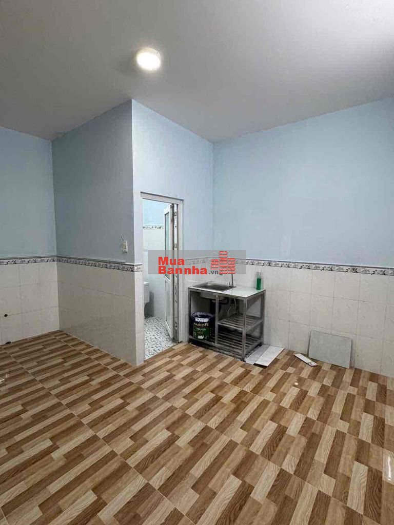 Chính chủ nhà Trần Văn Quang, 5x10m, 1 lầu, 4 tỷ miễn trung gian, qc