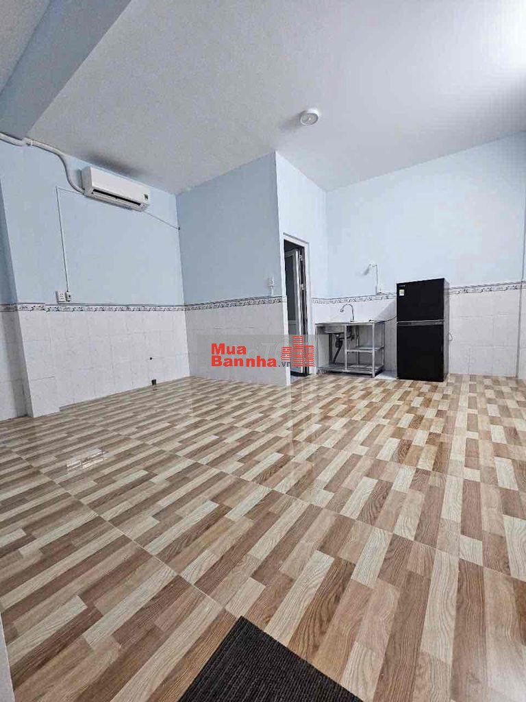 Chính chủ nhà Trần Văn Quang, 5x10m, 1 lầu, 4 tỷ miễn trung gian, qc