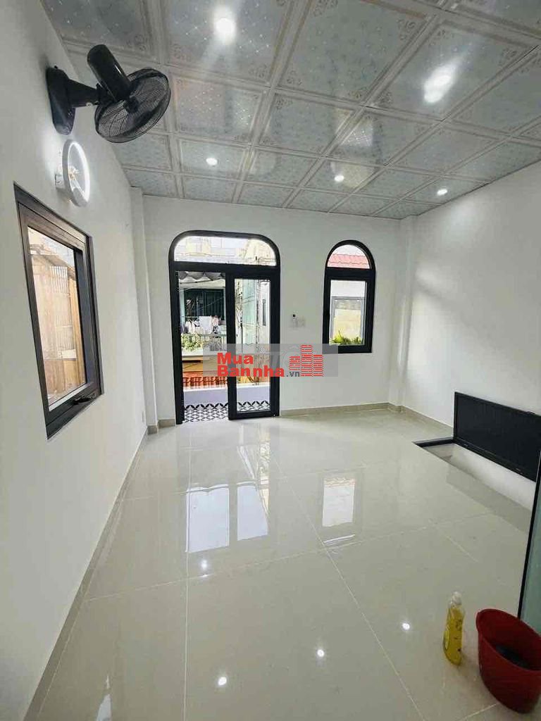 NHÀ MỚI ĐẸP Ở NGAY - CẠNH CHỢ BÀ CHIỂU 2TẦNG - Đ. NGUYỄN THIỆN THUẬT