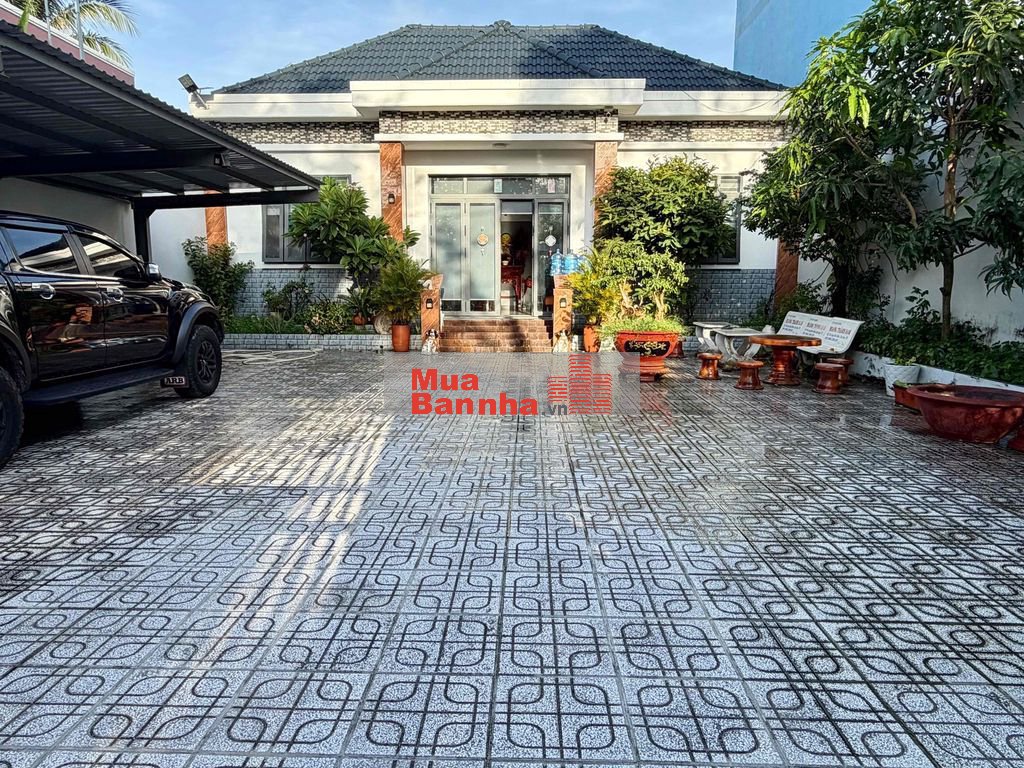 bán đất tặng nhà (tổng 3 nền)