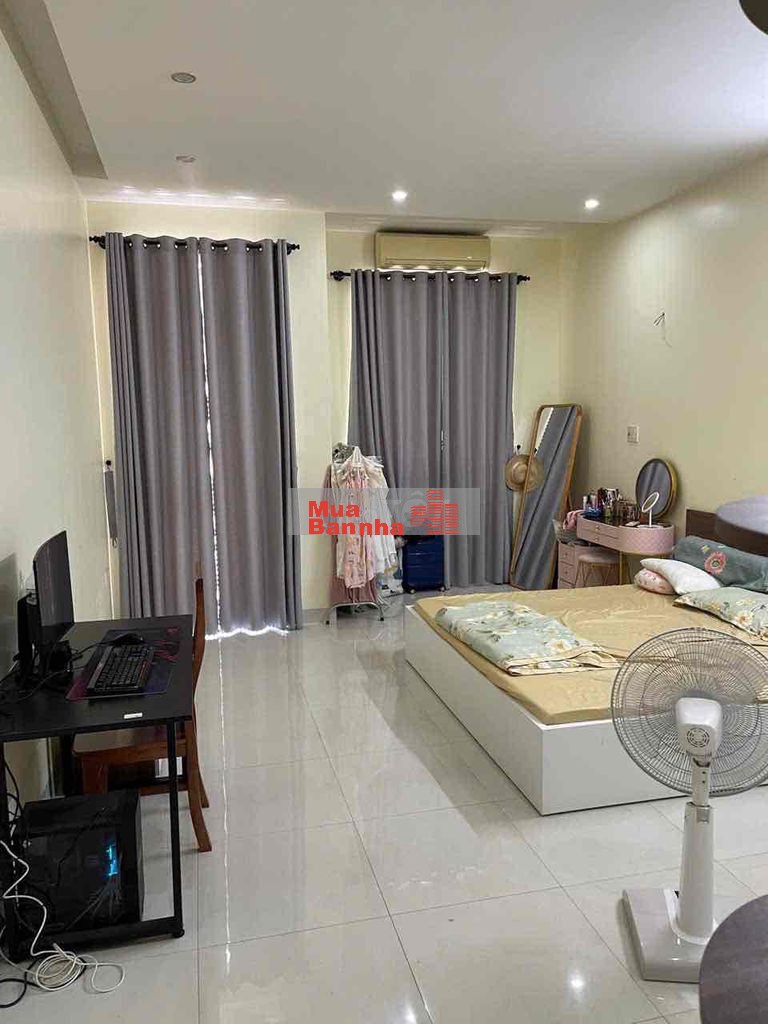 Chính chủ cần bán nhanh nhà mặt tiền Cao Bá Quát sát cầu Rồng