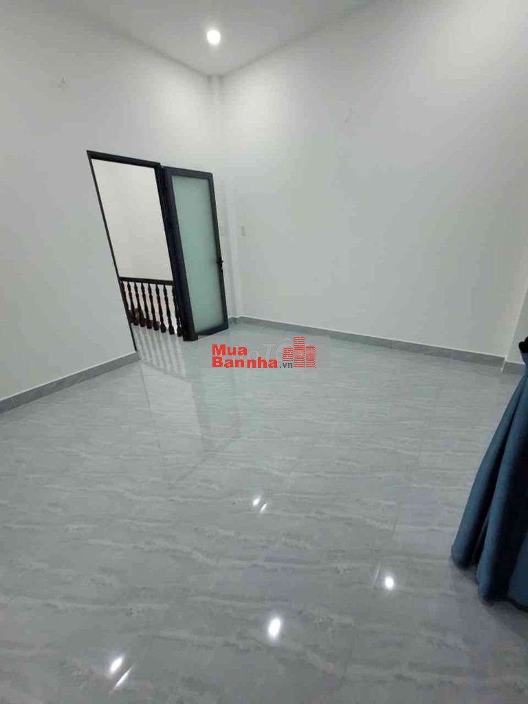 Nhà Đẹp 2 Tầng Vào Ở Ngay, Đường Phạm Văn Bạch, Tân Bình,DT38m2,2Tầng.