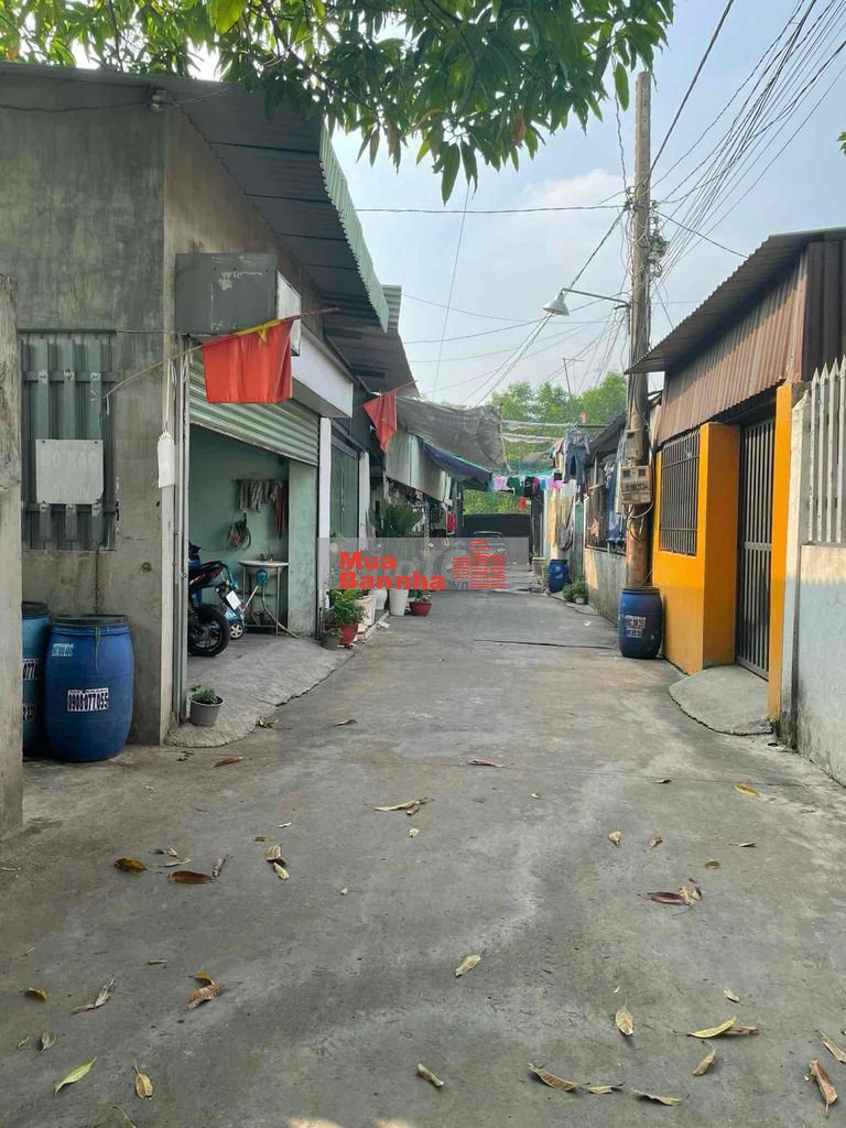 Nhà hxh 1/ Phùng Hưng, 4 phòng trọ, kdc đông đúc