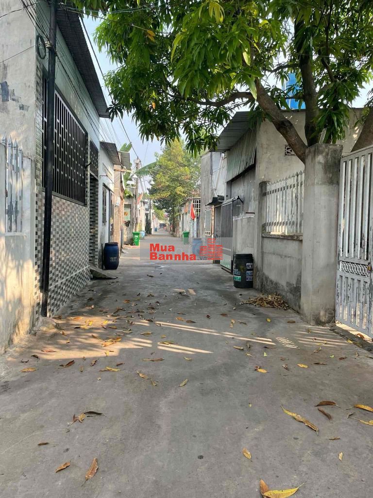 Nhà hxh 1/ Phùng Hưng, 4 phòng trọ, kdc đông đúc