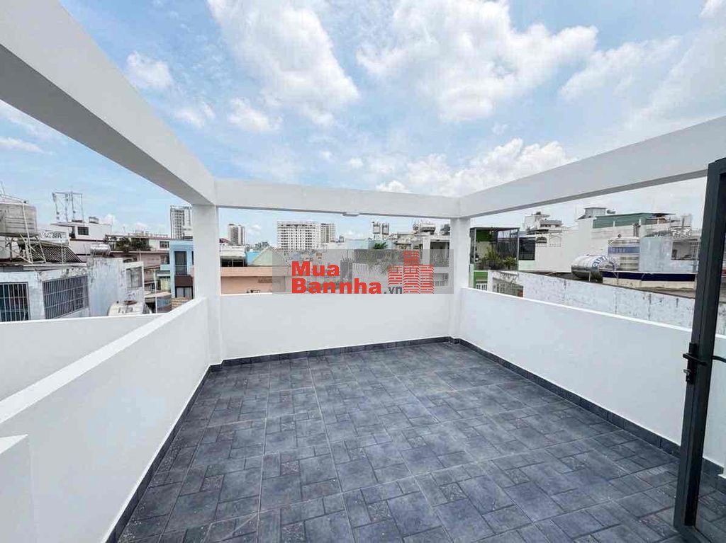 5 tầng , 8,85tỷ , 40m2 cách 30m ra mặt tiền hoàng hoa thám
