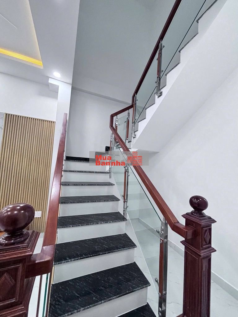 NHÀ MỚI TÂN XUÂN - HÓC MÔN | 3PN, HƯỚNG ĐÔNG NAM, SỔ HỒNG- CHỈ 4.5 TỶ