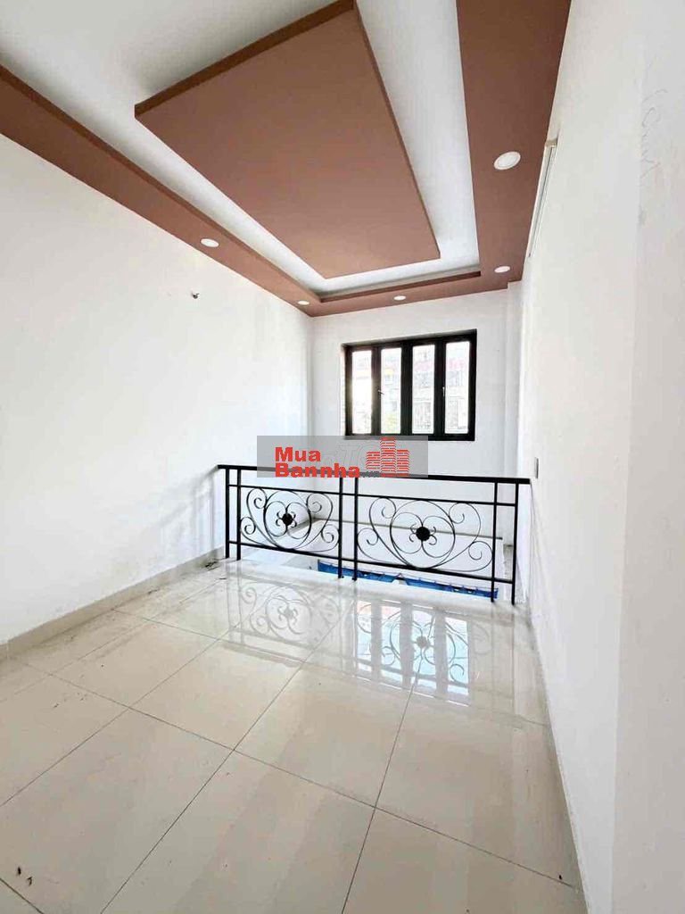 - ÂU DƯƠNG LÂN P3 Q8 / TRỆT LỬNG 2 LẦU ST ĐÚC BTCT / HỖ TRỢ VAY NH