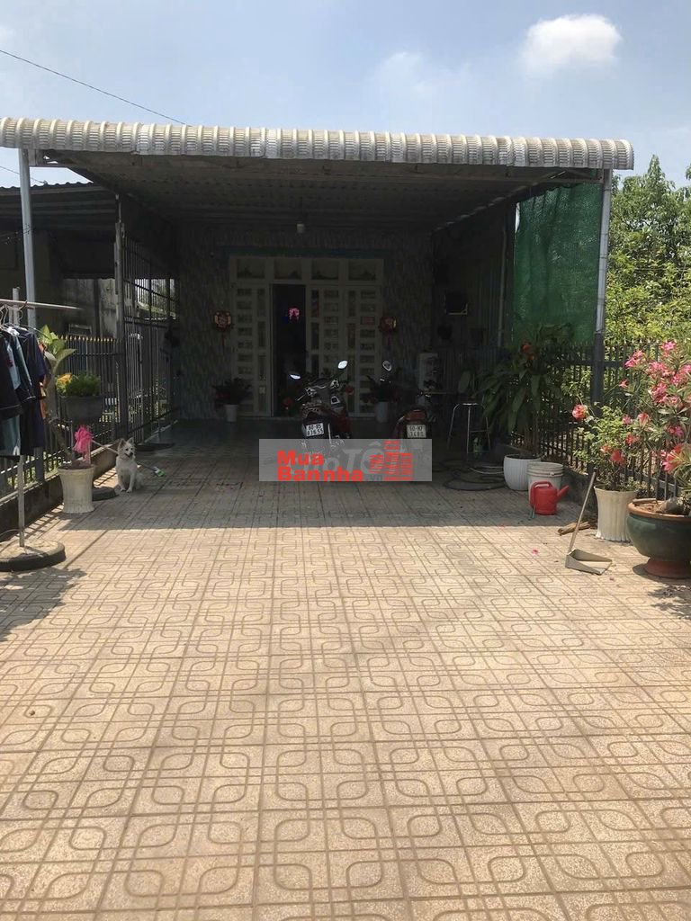 Bán nhà mặt tiên QL1A, gần chợ Bình Hòa, gần Long Khánh