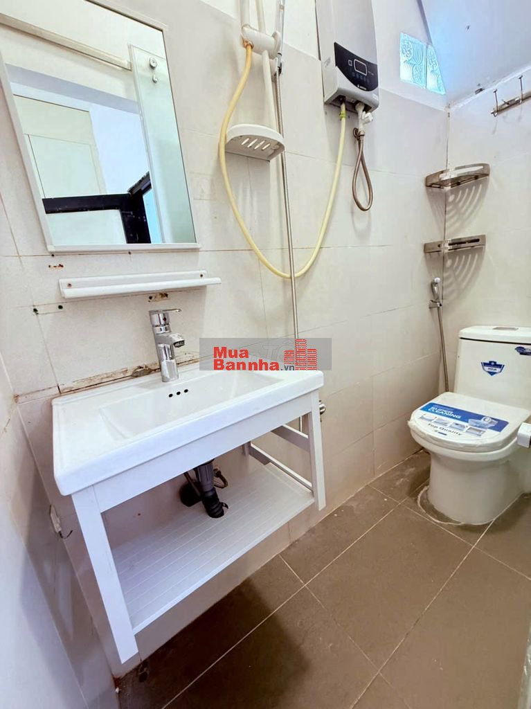 Bán nhà 4 tầng trung tâm Phú Nhuận