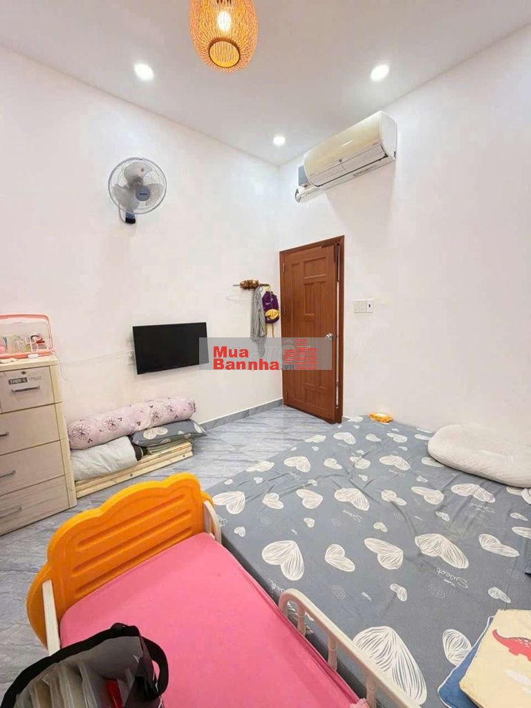 NHÀ TÂN BÌNH 40M2 2 TẦNG - GẦN GA T3 - NHẤT CHI MAI - NHỈNH 4 TỶ
