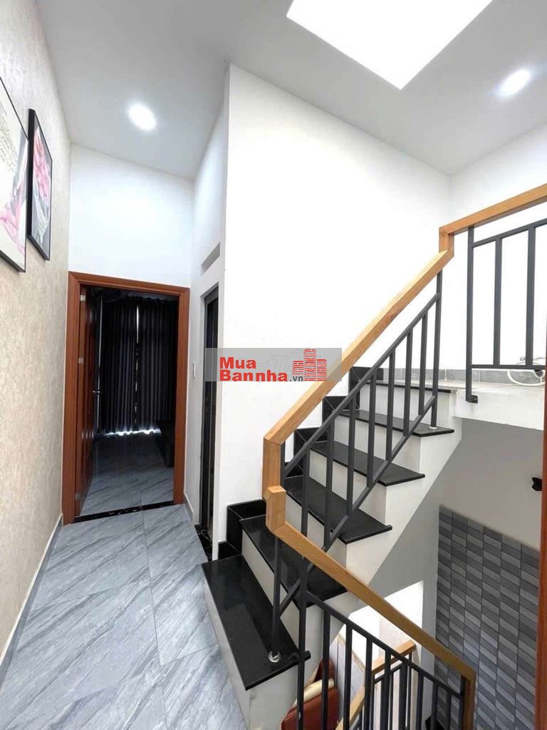 NHÀ TÂN BÌNH 40M2 2 TẦNG - GẦN GA T3 - NHẤT CHI MAI - NHỈNH 4 TỶ