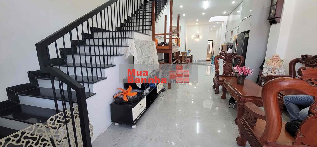 CHÍNH CHỦ bán nhà mặt tiền Trung Lập 11 phường Hải Vân