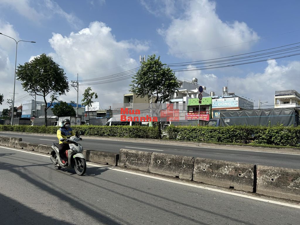 Nhà quốc lộ 22 lê quang đạo