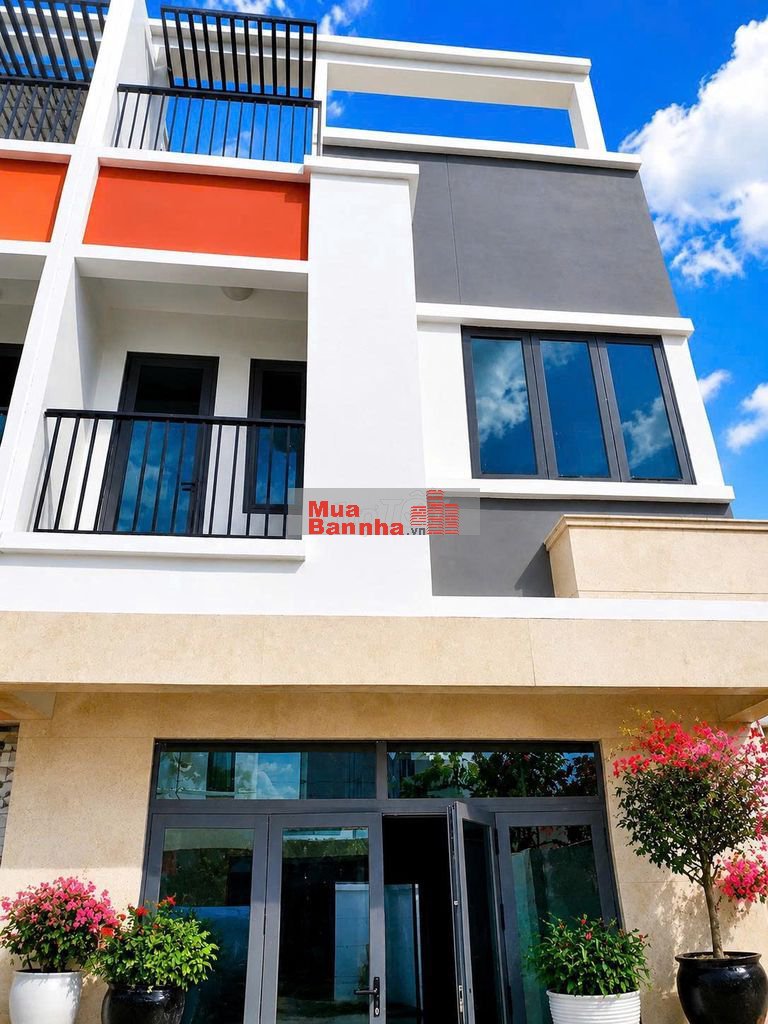 Hot! Nhà giá ngợp cắt lỗ sâu 550tr tại Thuận An - Giá đầu tư 2.72Tỷ