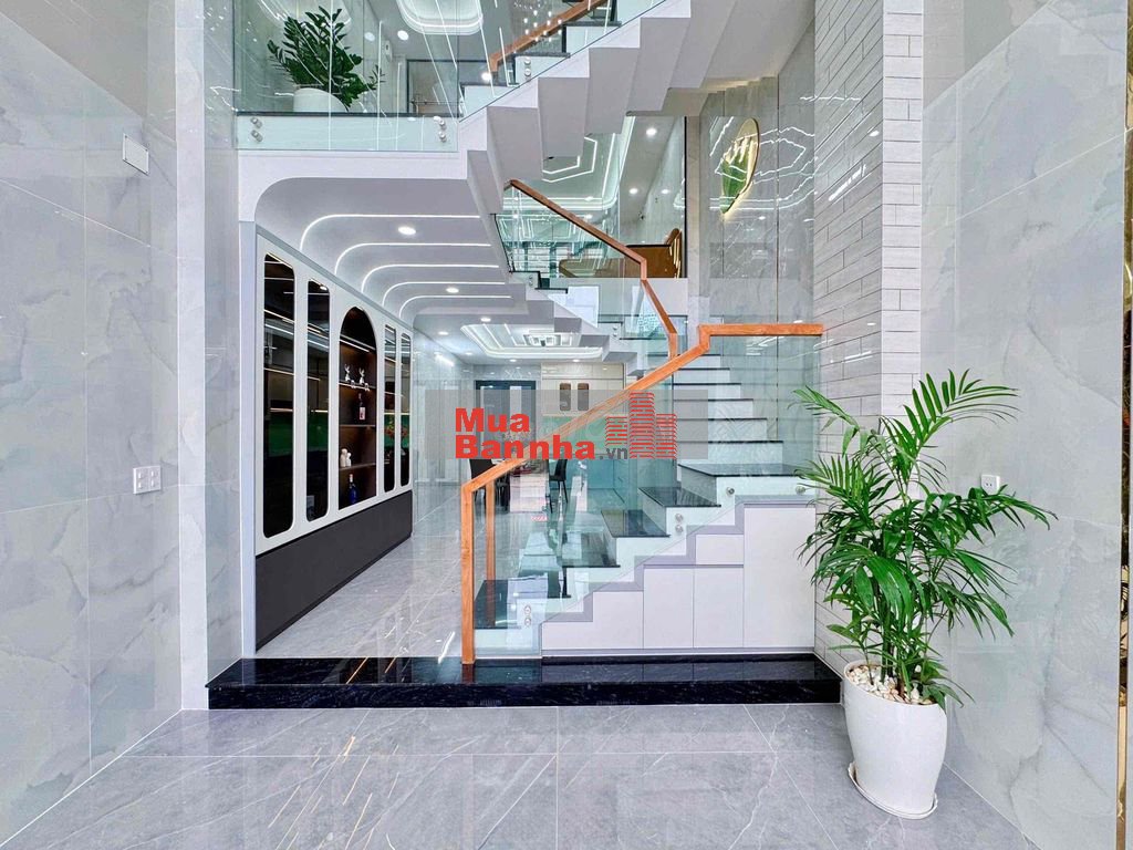 🏡 Nhà Đẹp Bình Tân (4M x 18M) Ngay Ngã Tư Bà Hom