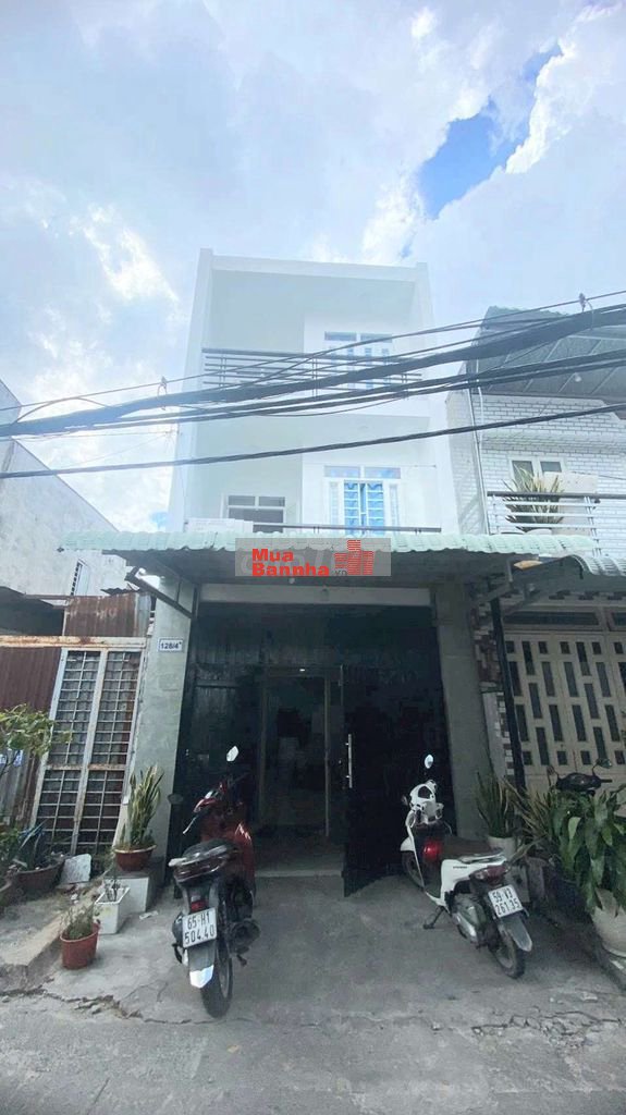 BÁN NHÀ SHR 2 LẦU ĐÚC LÊ VĂN KHƯƠNG P.HIỆP THÀNH QUẬN 12-GIÁ 3 TỶ450TR