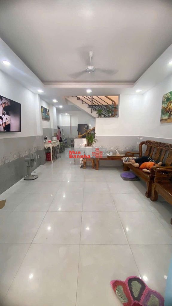 BÁN NHÀ SHR 2 LẦU ĐÚC LÊ VĂN KHƯƠNG P.HIỆP THÀNH QUẬN 12-GIÁ 3 TỶ450TR