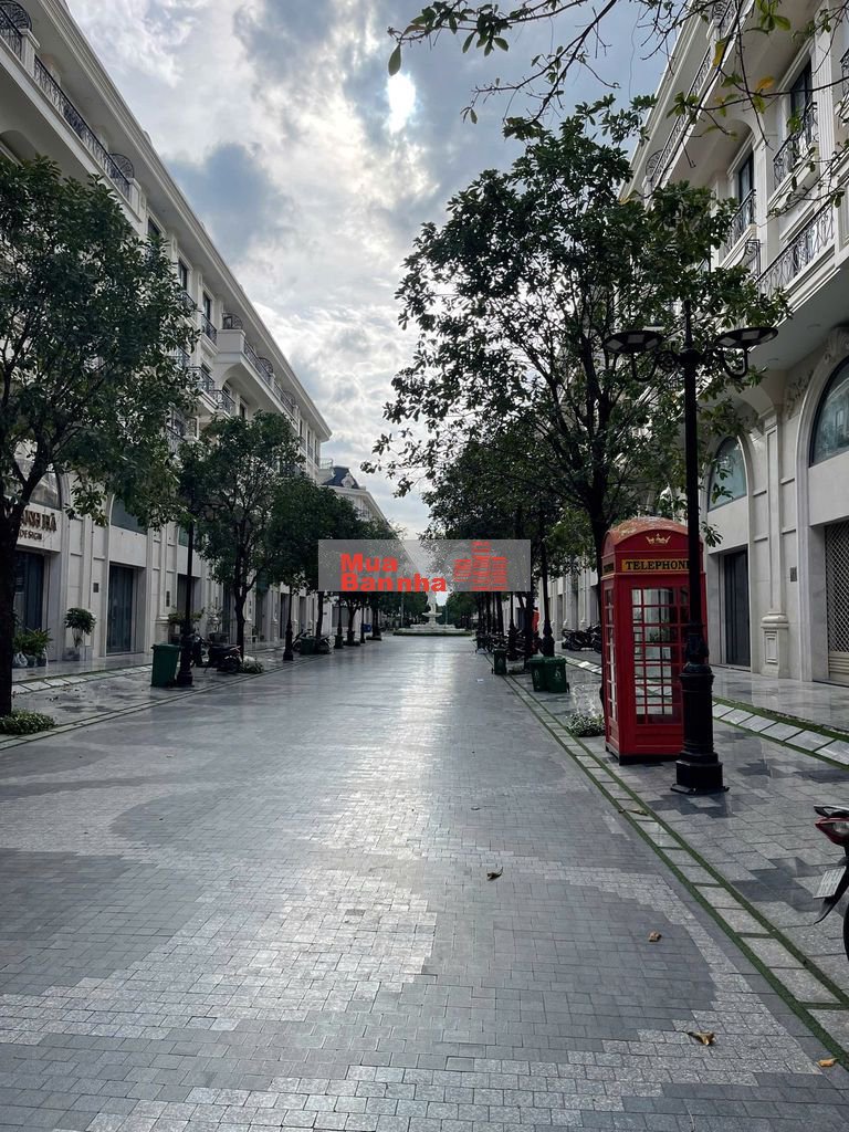 CẦN BÁN GẤP SHOPHOUSE XẺ KHE TẠI KHU ROYAL VẠN PHÚC GIÁ CỰC TỐT!