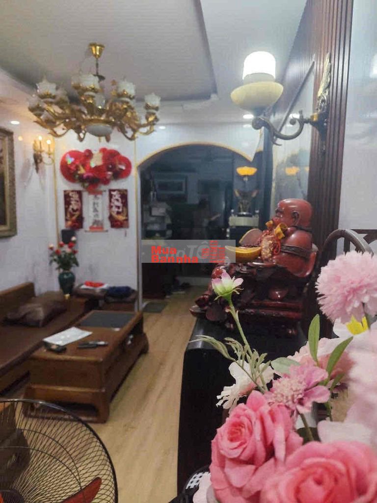 Bán gấp nhà 5 tầng
