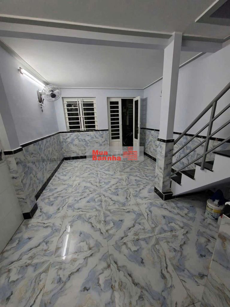 NHÀ MỚI ĐƯỜNG TO