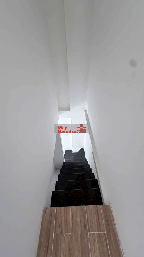 NHÀ SỔ CHING HẺM XE HƠI, NƠ TRANG LONG, BÌNH THẠNH