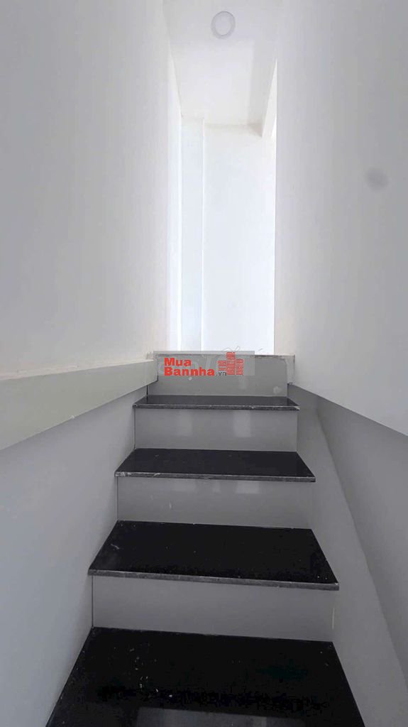 NHÀ SỔ CHING HẺM XE HƠI, NƠ TRANG LONG, BÌNH THẠNH