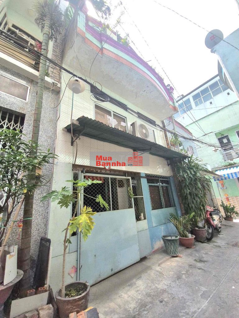 nhà quận 11 dt 4,7x10 3 tầng giá tốt 5ty320 hoa hồng 150tr