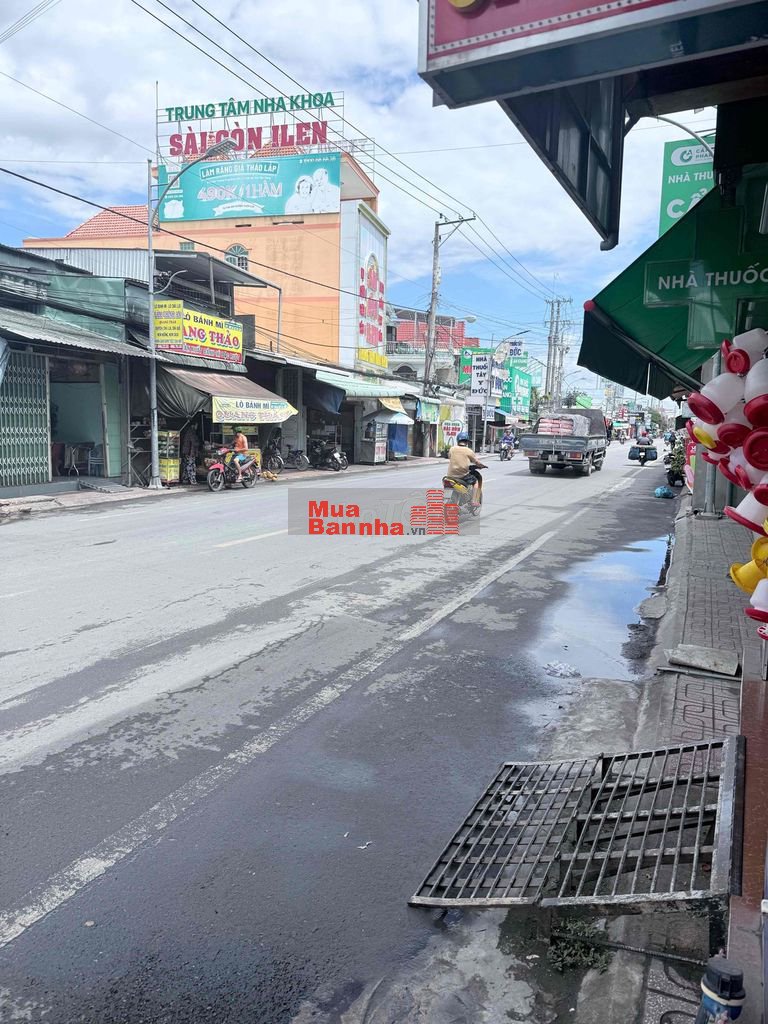 Bán hoặc cho Thuê nhà Lầu 2 tầng đang kd Tiệm Cầm Đồ
