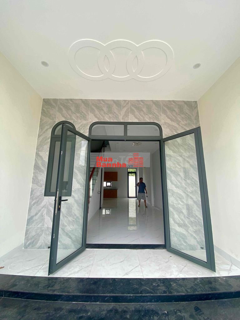 Bán gấp nhà 2 mặt tiền Phú Mỹ, sạch đẹp mới nở hậu 5.25m