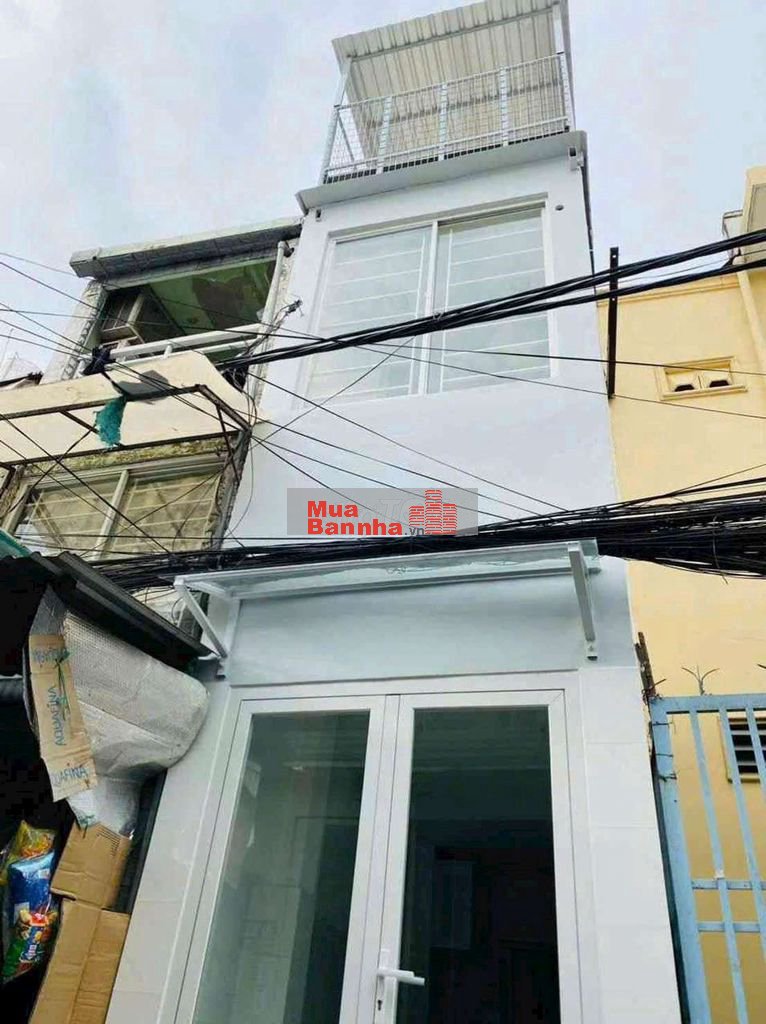 Xe Hơi Đỗ Cửa 3 Tầng Không Quy Q7