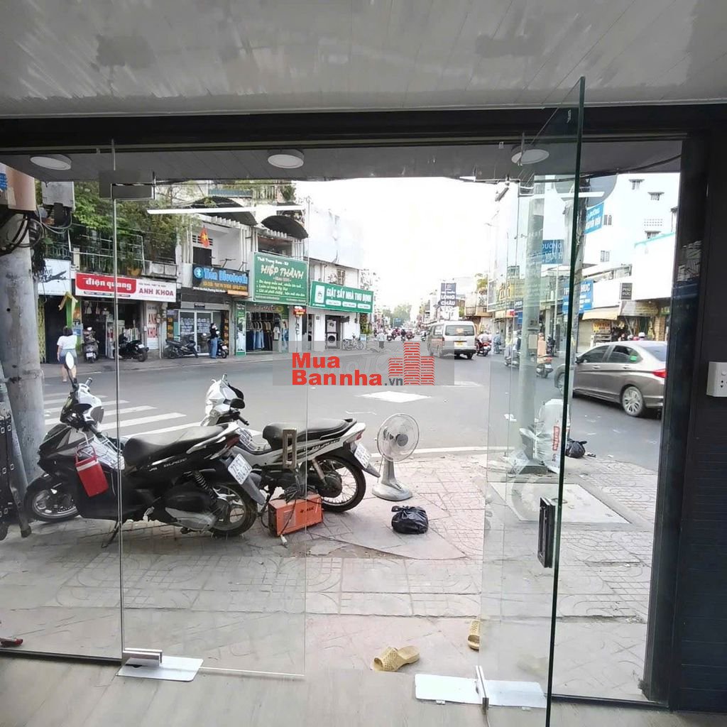 MẶT TIỀN KINH DOANH VỊ TRÍ RẤT HIẾM - PHÙ HỢP XÂY THƯƠNG HIỆU CÁ NHÂN