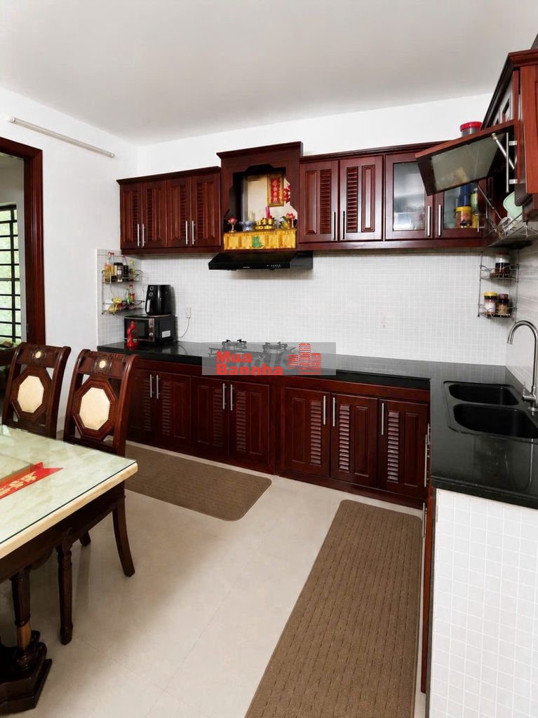 🔥 MẶT TIỀN ĐẶNG DUNG – KINH DOANH SẦM UẤT – Ô TÔ NGỦ TRONG NHÀ🔥