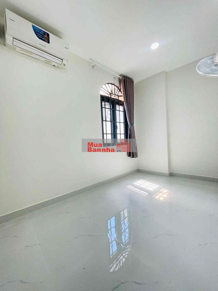 5 Tỷ 100 - hxh PHAN VĂN TRỊ, BÌNH THẠNH – GẦN MẶT TIỀN – 4 Tầng - 4PN