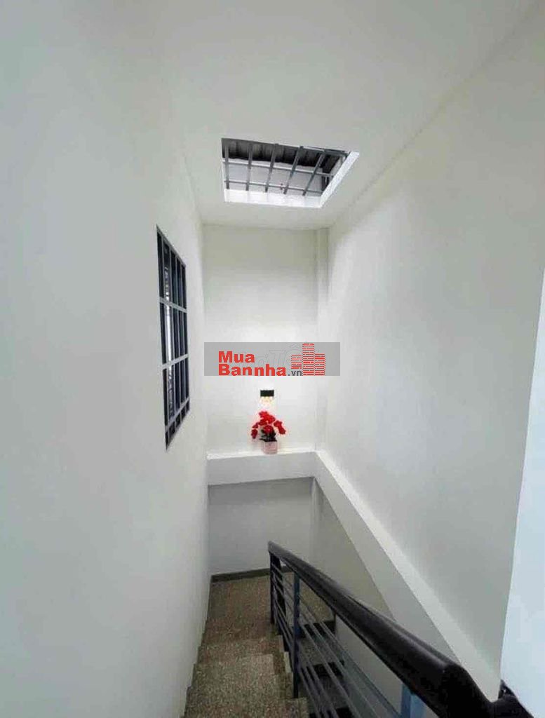 5 Tỷ 100 - hxh PHAN VĂN TRỊ, BÌNH THẠNH – GẦN MẶT TIỀN – 4 Tầng - 4PN
