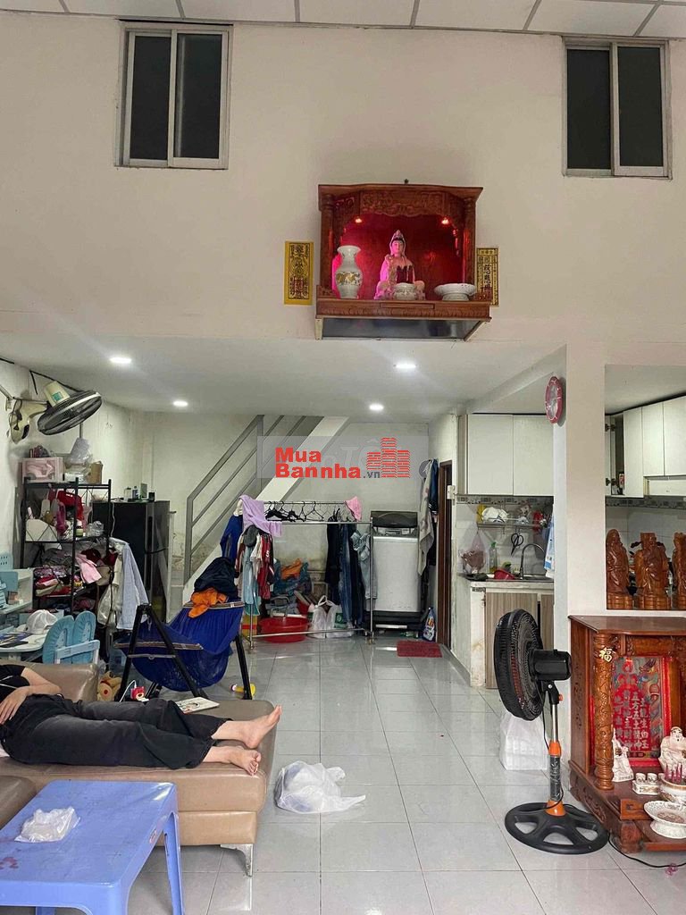 bán nhà chính chủ hàng xóm EON MALL