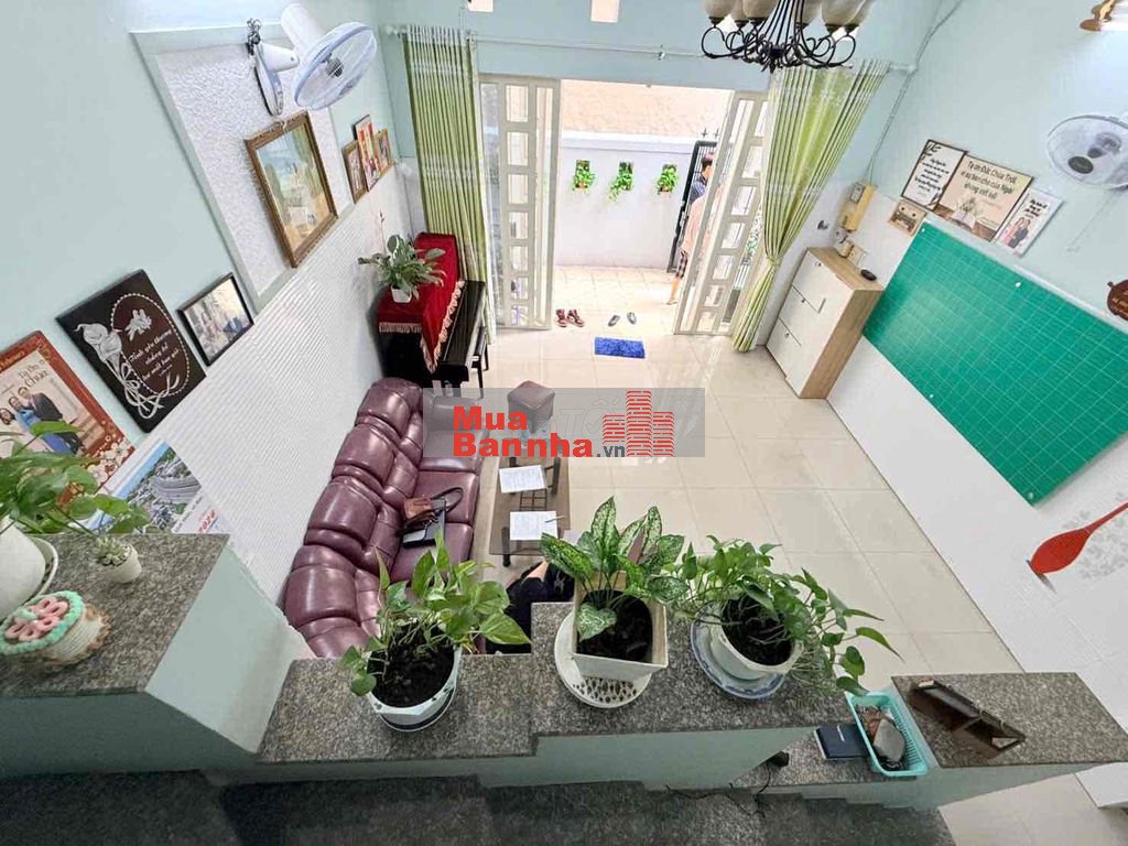 Giảm 400 triệu nhà 4.5m x 16m 2 tầng gần mặt tiền đường Thới An 22 Q12