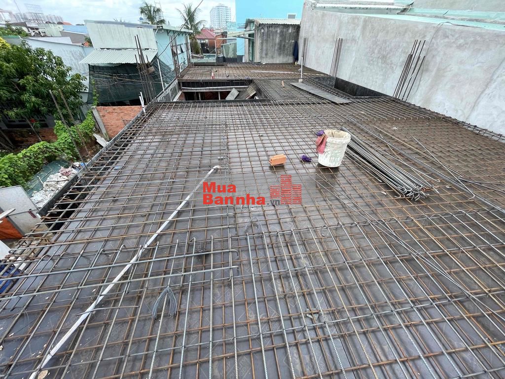 Nhà chính chủ xd kiên cố như hình đã hoàn công chỉ vào ở tặng nội that