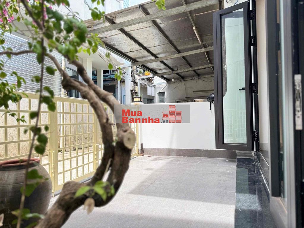 🔥NHÀ 2 TẦNG KIỆT TRƯNG NỮ VƯƠNG CÁCH ĐƯỜNG 30M - CÓ SÂN XE RỘNG