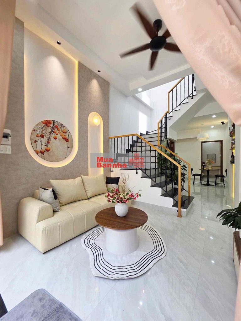 🔥NHÀ 2 TẦNG KIỆT TRƯNG NỮ VƯƠNG CÁCH ĐƯỜNG 30M - CÓ SÂN XE RỘNG
