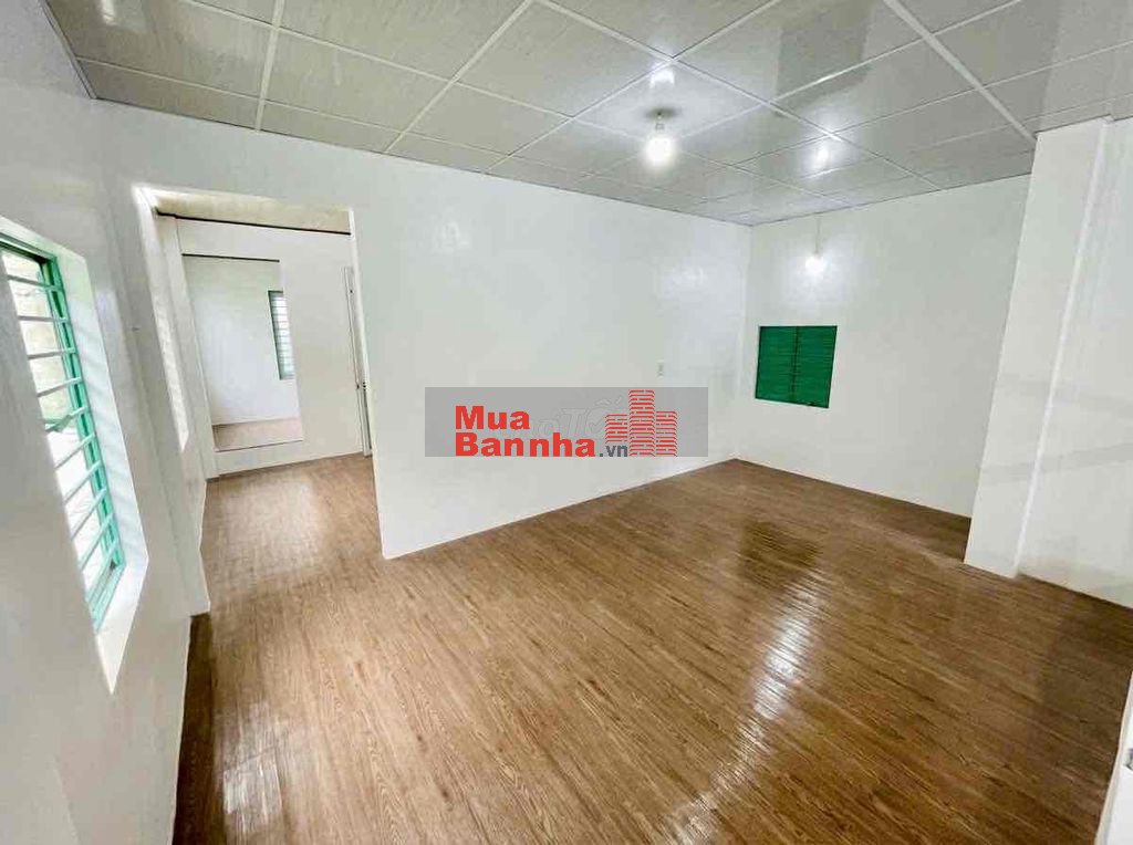 Nhà diện tích lớn Thái Thị Bôi sát mặt tiền