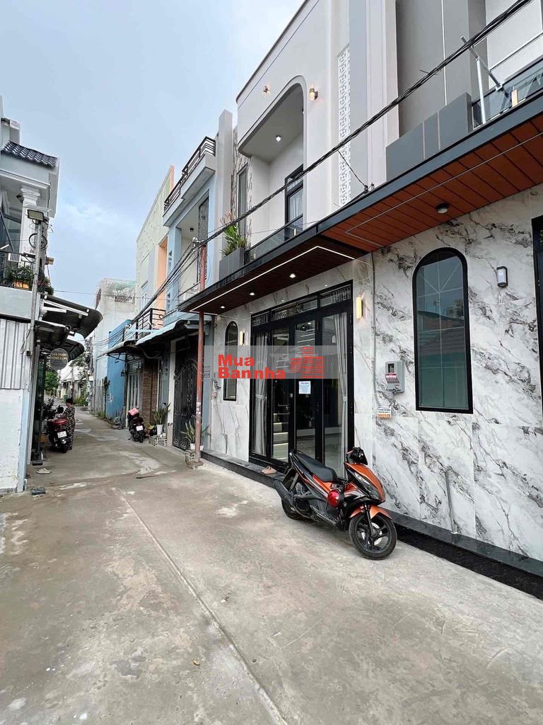 Nhà trệt lầu lộ ô tô - Gần bệnh viện ĐK Trung Ương và đại học Y Dược