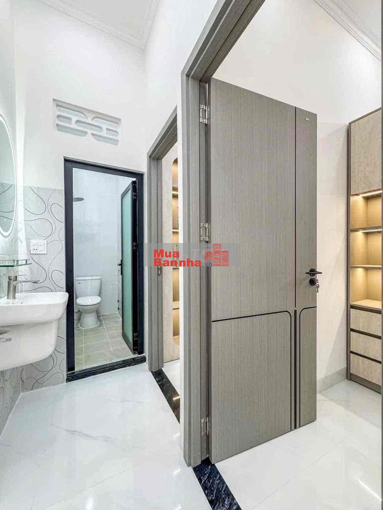 Nhà trệt lầu lộ ô tô - Gần bệnh viện ĐK Trung Ương và đại học Y Dược