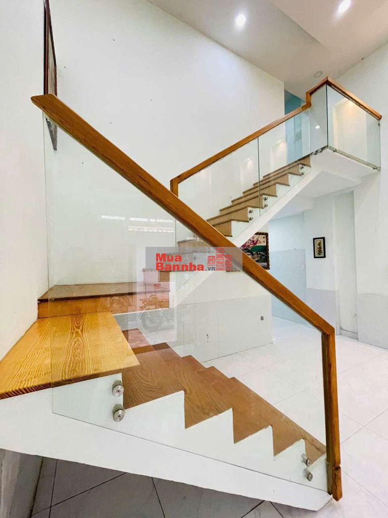 Bán Nhà 2 Tầng Siêu Hiếm 3 pn 3wc Không Có Căn Thứ 2 So Sánh