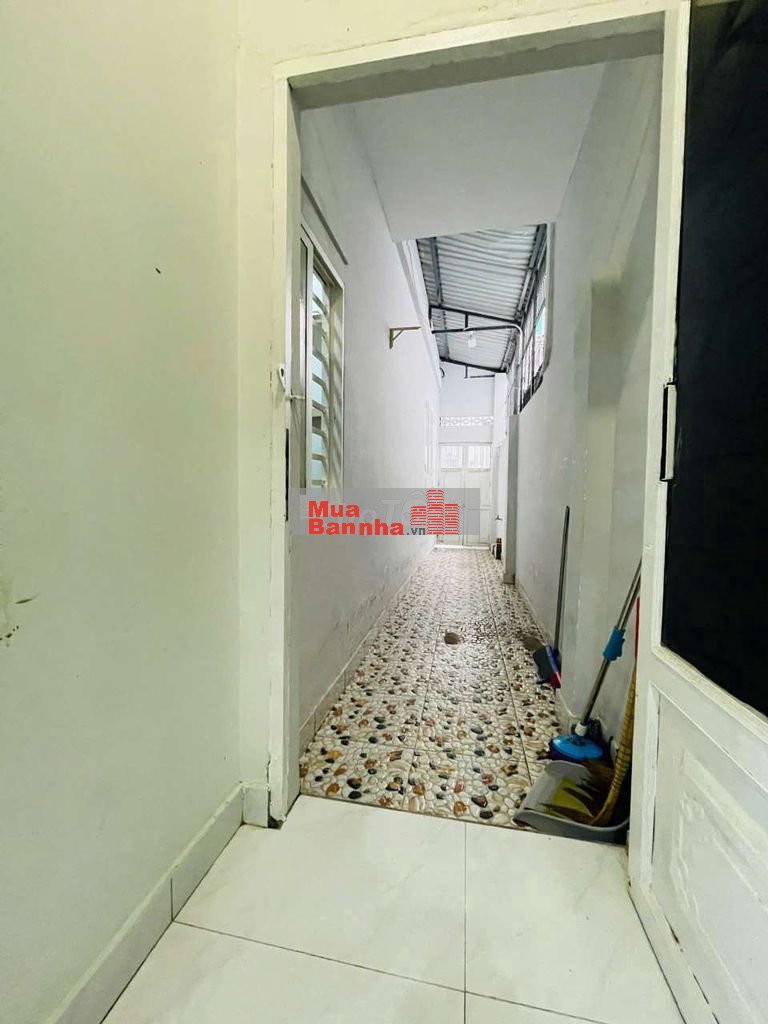 Bán Nhà 2 Tầng Siêu Hiếm 3 pn 3wc Không Có Căn Thứ 2 So Sánh