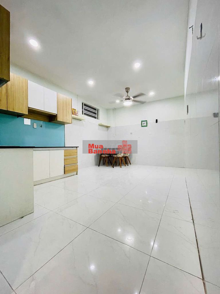Bán Nhà 2 Tầng Siêu Hiếm 3 pn 3wc Không Có Căn Thứ 2 So Sánh