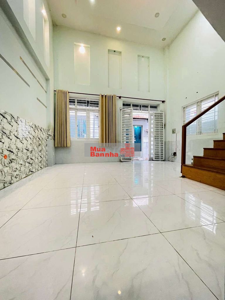 Bán Nhà 2 Tầng Siêu Hiếm 3 pn 3wc Không Có Căn Thứ 2 So Sánh