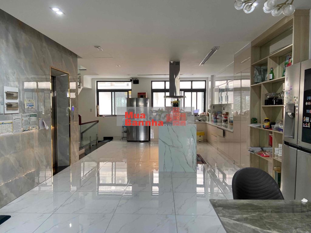 Bán nhà Vạn Phúc City
